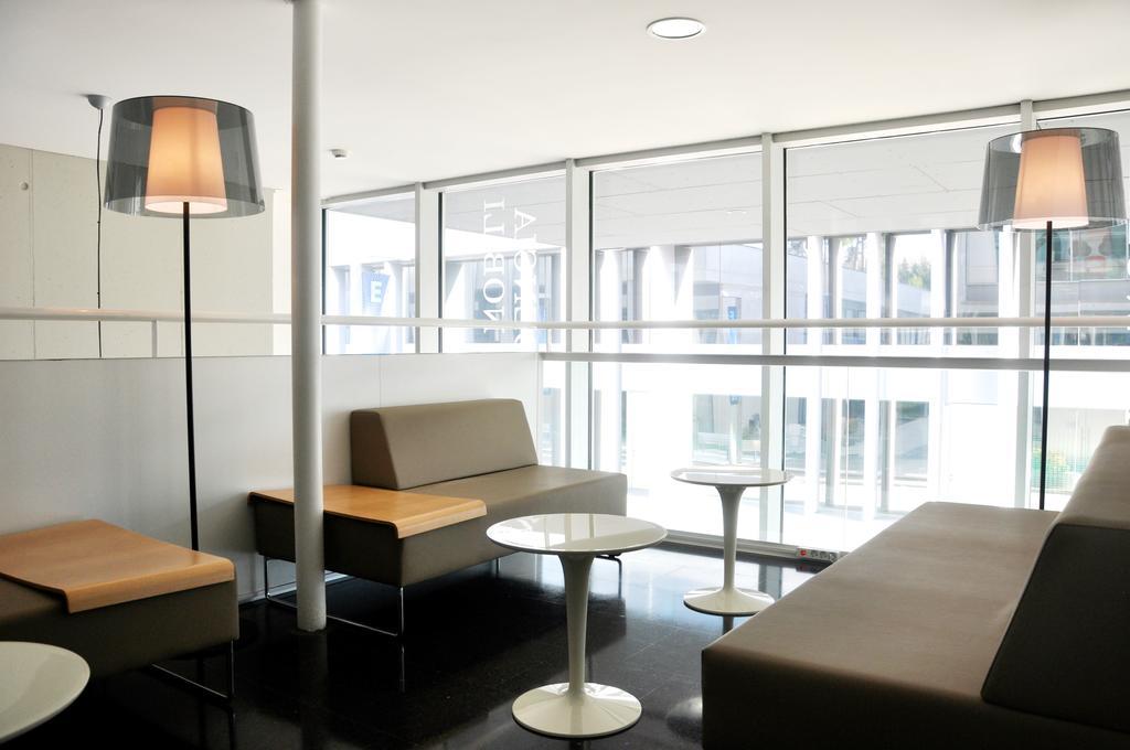 Residencia Universitaria Resa Roberto De Nobili Sant Cugat del Vallès Extérieur photo