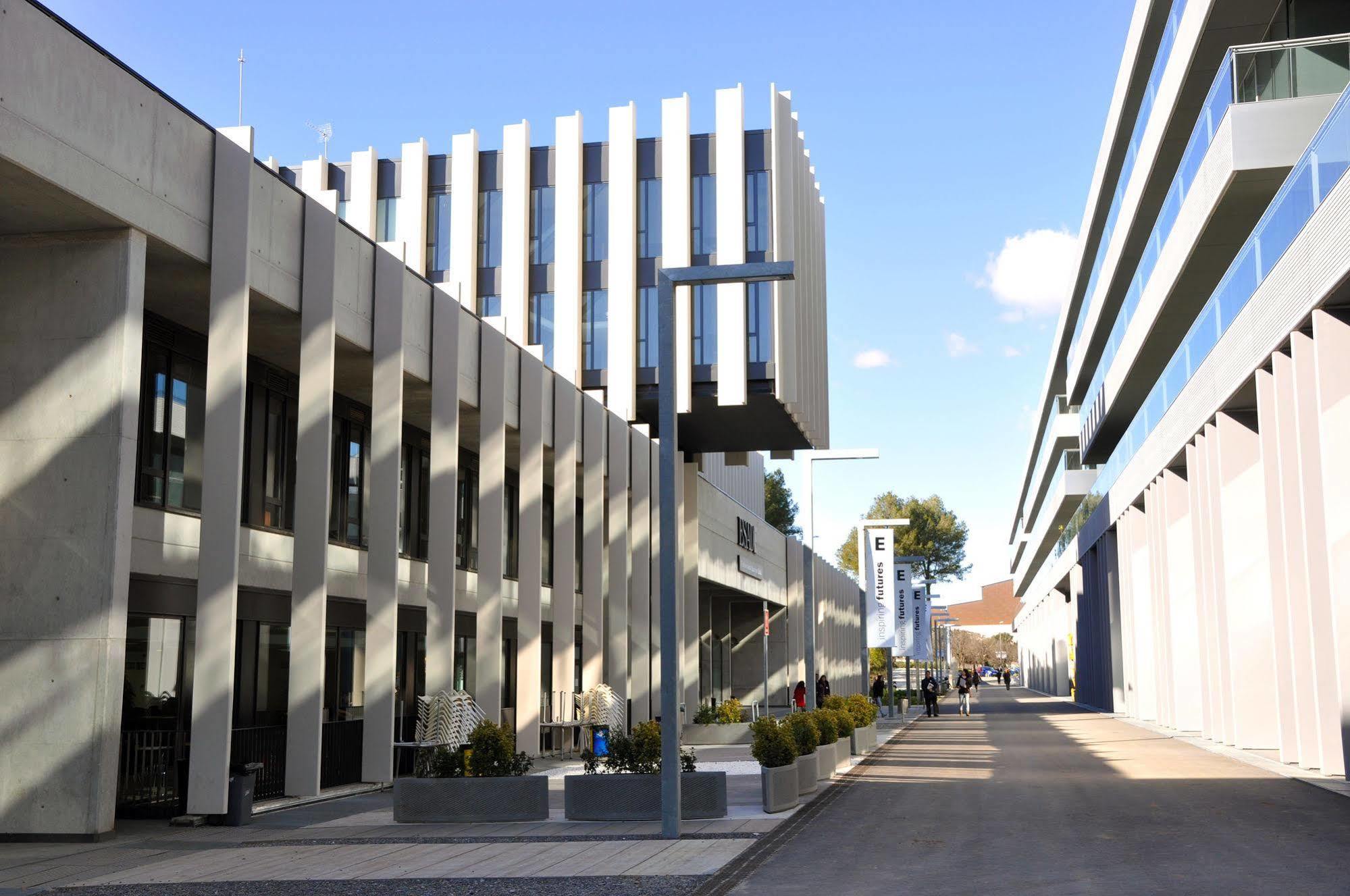 Residencia Universitaria Resa Roberto De Nobili Sant Cugat del Vallès Extérieur photo